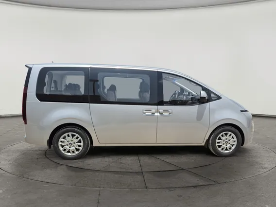 Hyundai Staria Smart 9 ST 2026 