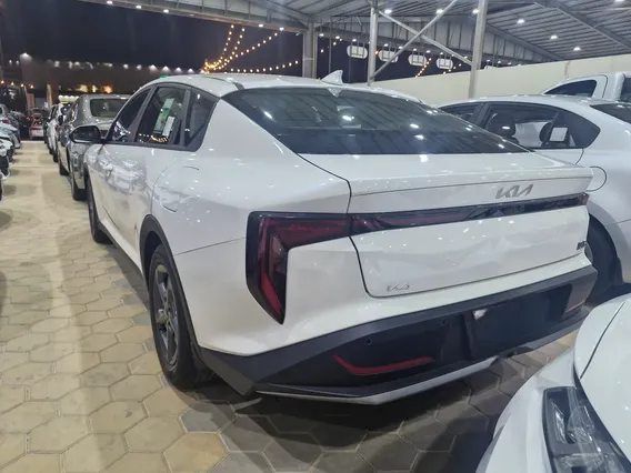 Kia K4 GL 2026 
