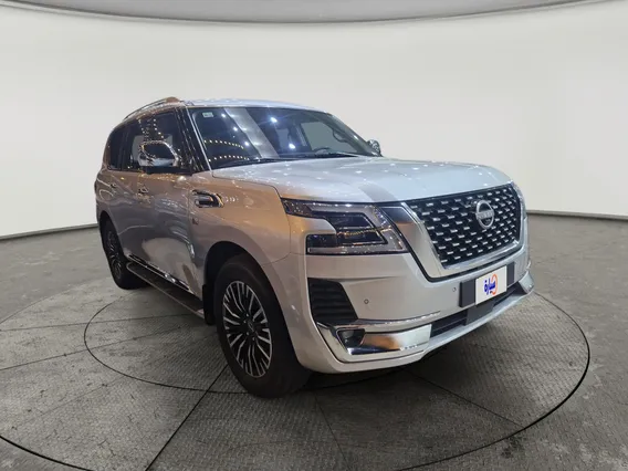 Nissan Patrol Platinum 2023 
