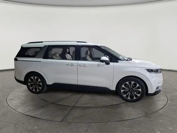 Kia Carnival GL 2023 