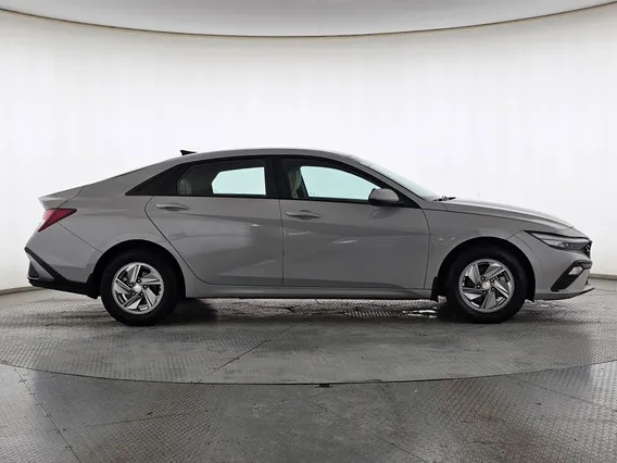 Hyundai Elantra Fleet 2024 