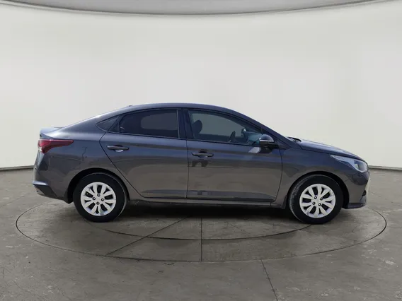 Hyundai Accent Smart 2023 