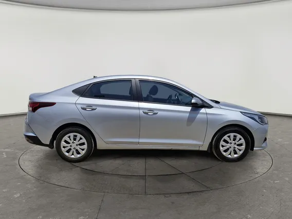 Hyundai Accent Smart 2023 
