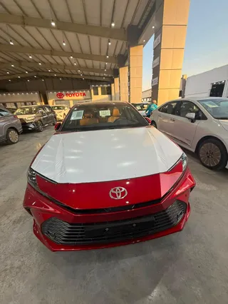 Toyota Camry  LUMIERE HEV 2026 