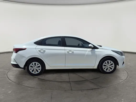 Hyundai Accent Smart 2023 