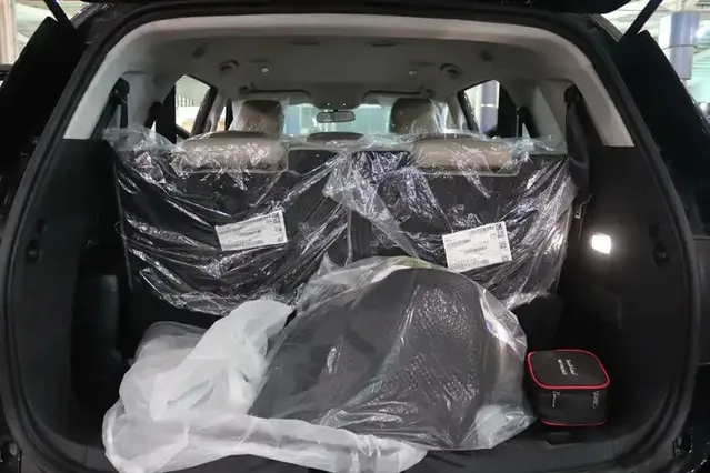 Ford Everest XLS 2025 دبل