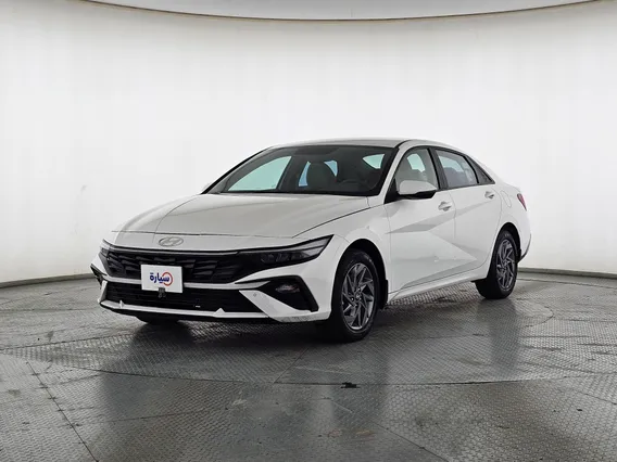 Hyundai Elantra Smart 2024 