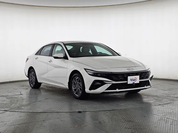 Hyundai Elantra Smart 2024 