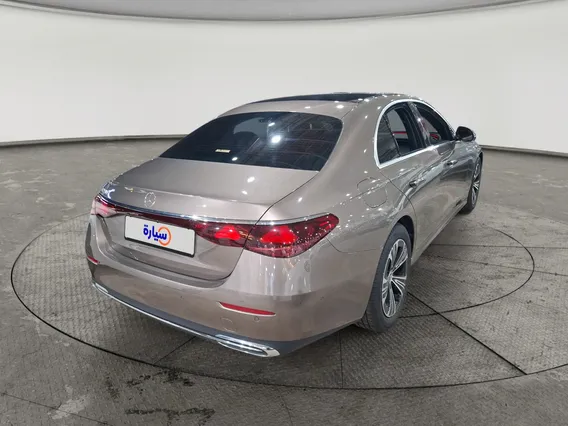 Mercedes E 200 2025 