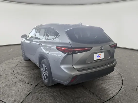 Toyota Highlander GLE 2023 