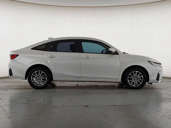 Toyota Yaris  Y 2023 