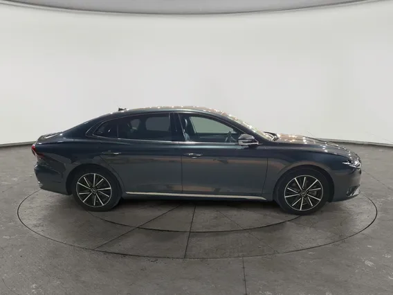 Hyundai Grandeur  2022 