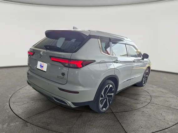 Mitsubishi New Outlander Series LL 2023 
