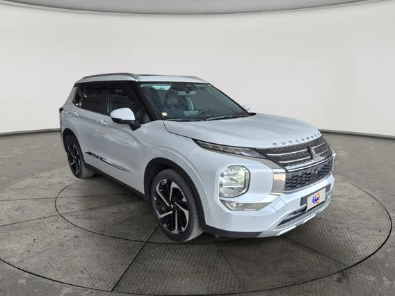 Mitsubishi New Outlander Series LL 2023 
