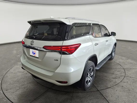 Toyota Fortuner VX 2021 دبل
