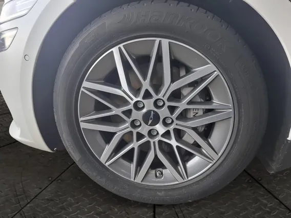 جينيسيس G80 PRESTIGE 2025 
