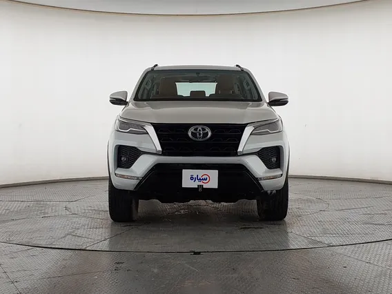 Toyota Fortuner VX 2023 دبل