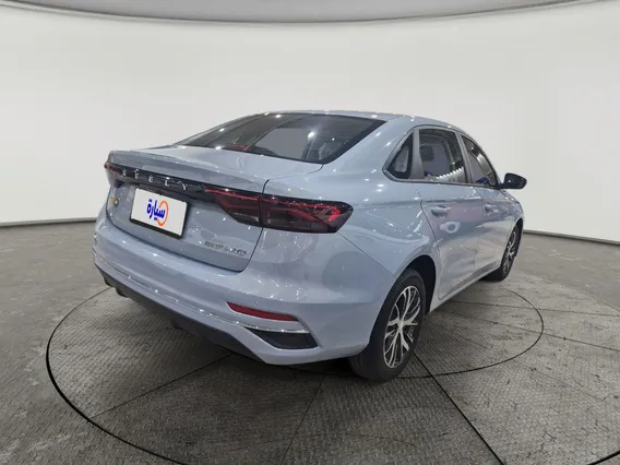 Geely Emgrand GS 2025 