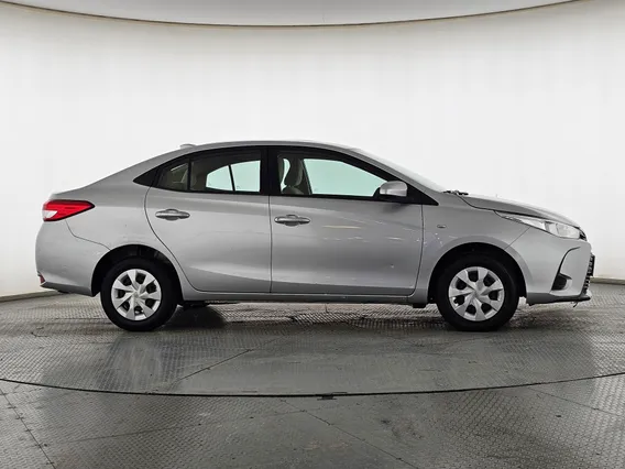Toyota Yaris  Y 2021 