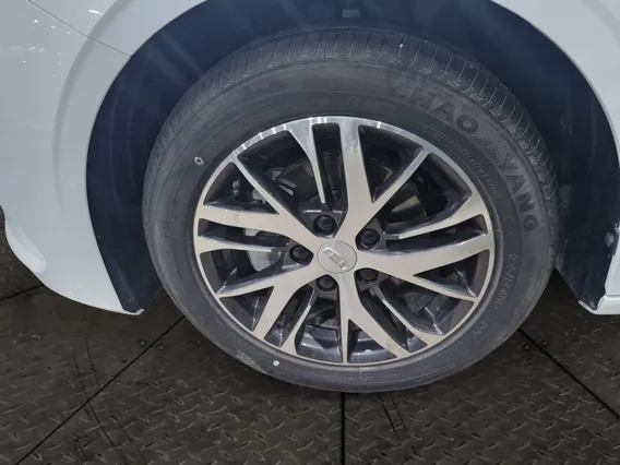 جيلي امجراند GS 2025 