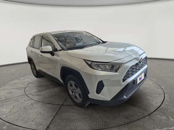 Toyota RAV4 LE 2025 