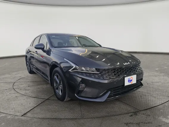 Kia K5 LX 2023 