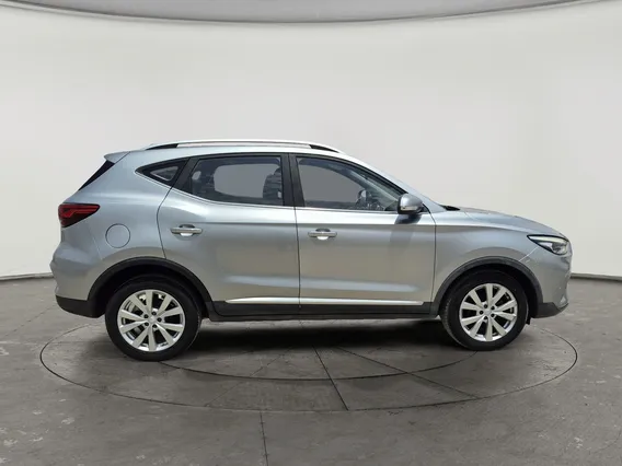 MG ZS STD 2022 