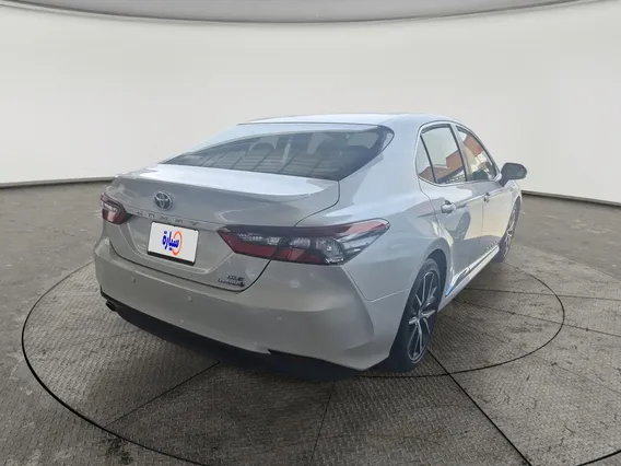 Toyota Camry  GLE HEV  2024 