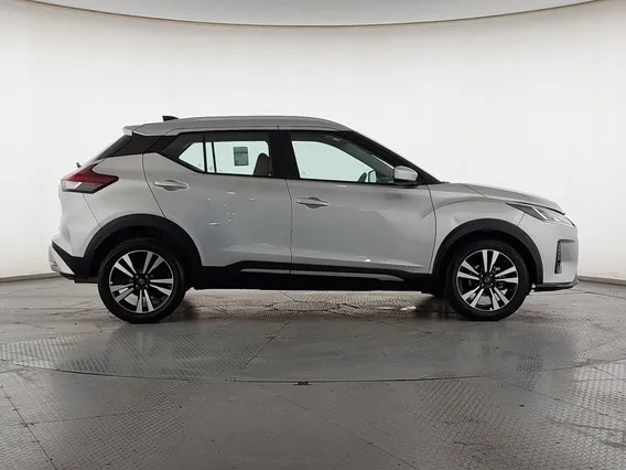 Nissan Kicks SV 2023 