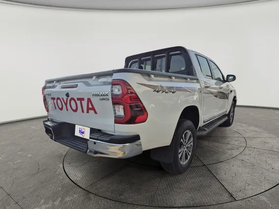 Toyota Hilux SGLX 2025 دبل