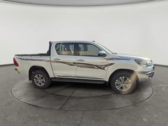 Toyota Hilux SGLX 2025 دبل