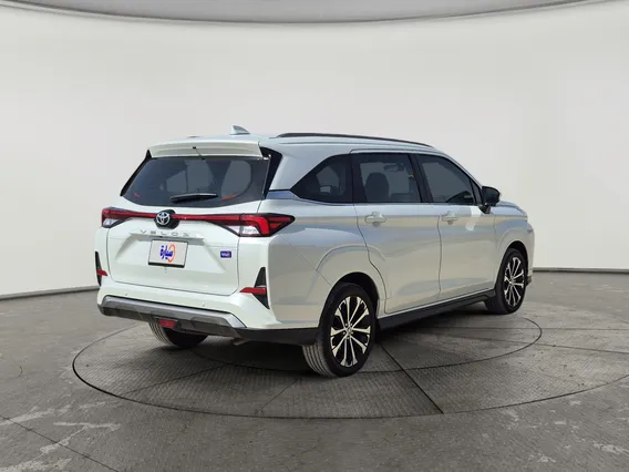 Toyota Veloz GLX 2024 