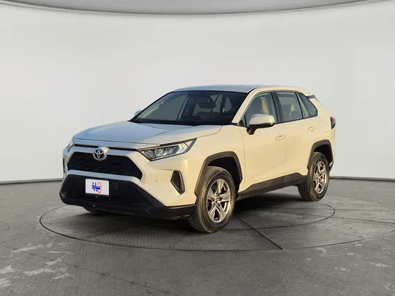 Toyota RAV4 LE 2024 