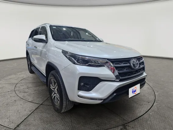 Toyota Fortuner VX 2023 دبل