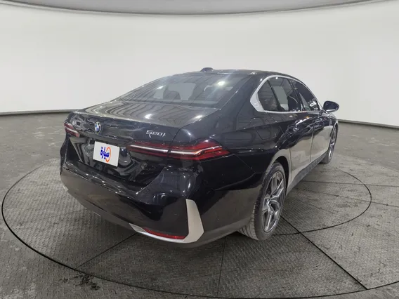 BMW 5 Series 520i 2024 