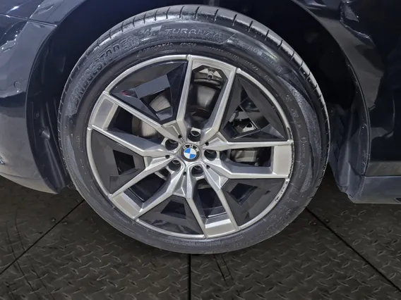 BMW 5 Series 520i 2024 