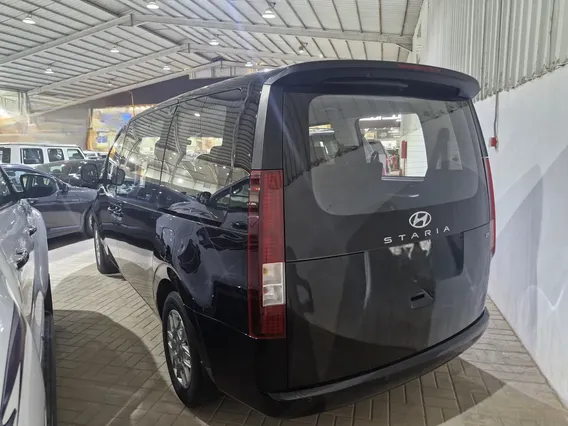 Hyundai Staria Smart 9 ST 2023 