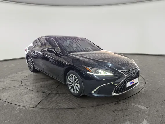 Lexus ES 250 2025 