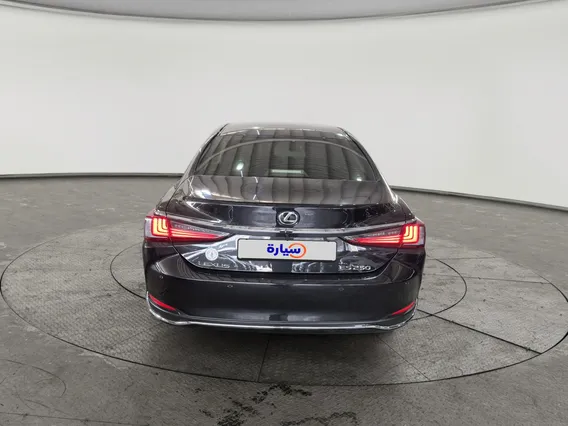 Lexus ES 250 2025 