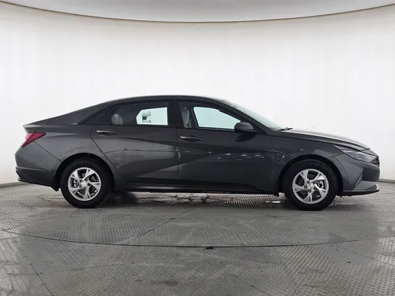 Hyundai Elantra Fleet 2023 