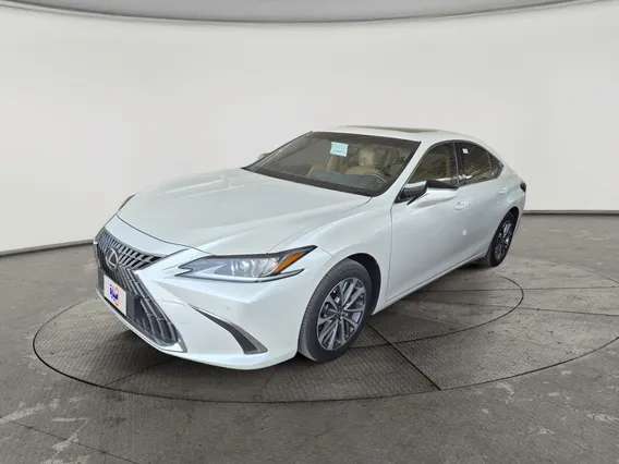 Lexus ES 300 H 2024 