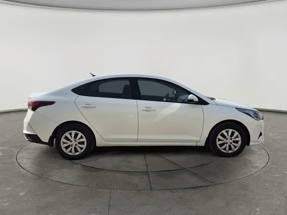 Hyundai Accent Smart 2023 