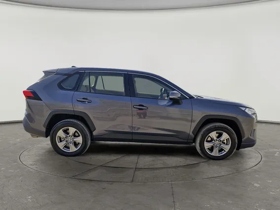 Toyota RAV4 LE 2023 