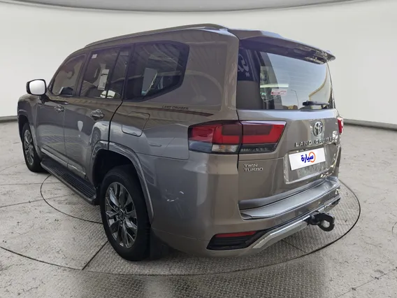 تويوتا لاندكروزر GXR3 2023 دبل