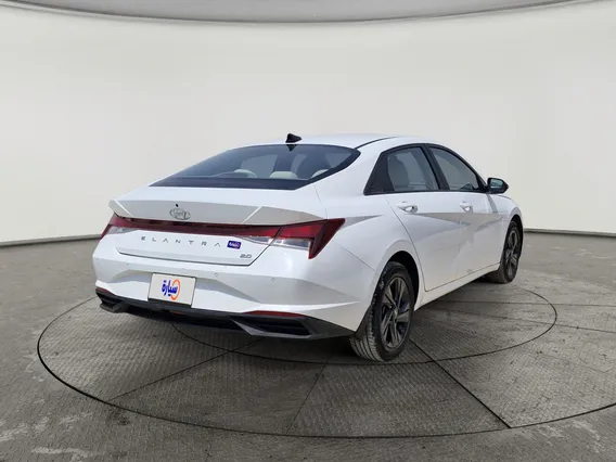 Hyundai Elantra Smart 2023 