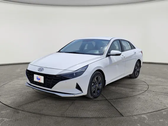Hyundai Elantra Smart 2023 