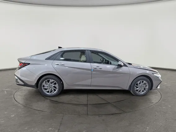 Hyundai Elantra Smart China 2026 
