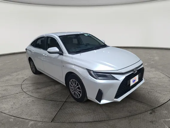 Toyota Yaris  Y 2024 