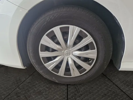 Toyota Camry  LE 2023 