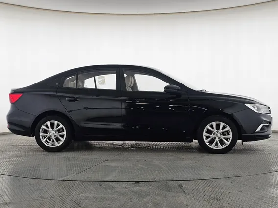 ام جي 5 STD 2022 